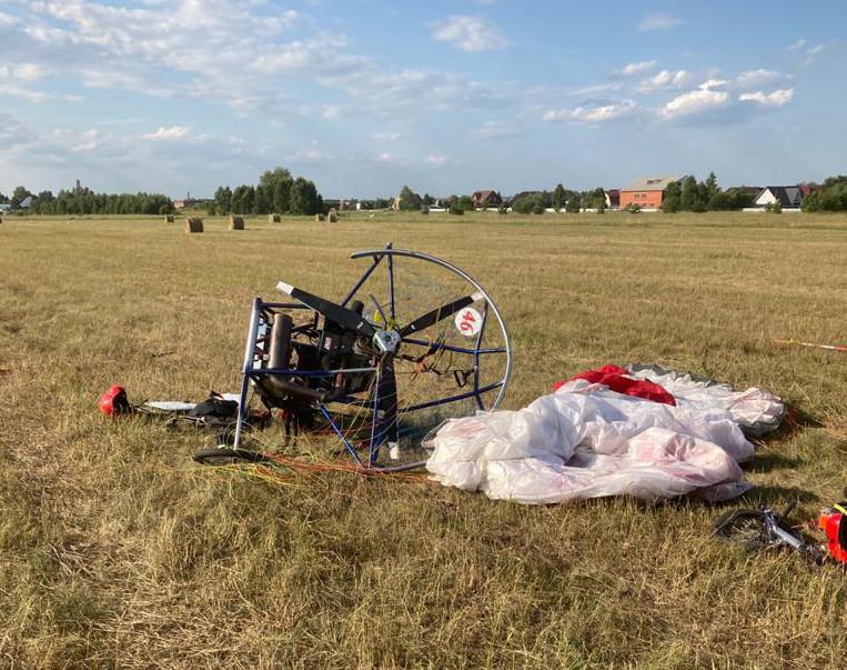 В результате жёсткой посадки на чемпионате России по мотопланеризму в Бердске травмированы два пилота