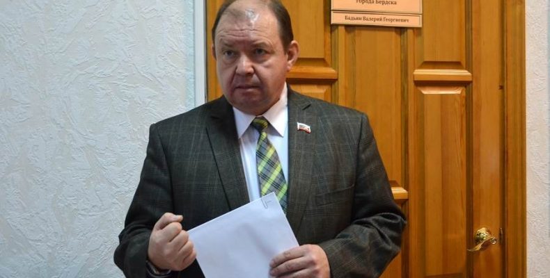 Депутаты Бердска готовятся исполнить гимн России на ближайшей сессии горсовета