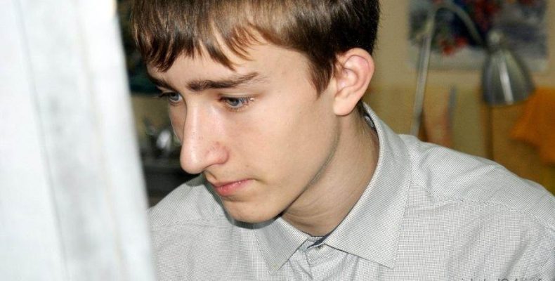 Бердский подросток Вячеслав Рябов получил премию от Путина