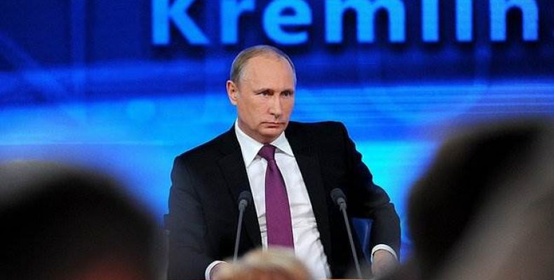 Владимир Путин наградил ученого «Вектора» орденом Дружбы