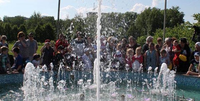 Бердчан призвали не купаться в новом фонтане из-за напряжения