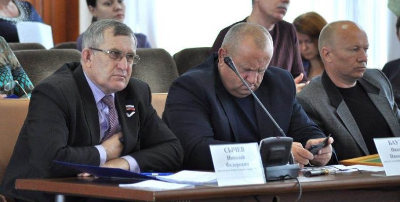 Бердские депутаты лишили полномочий Владимира Голубева