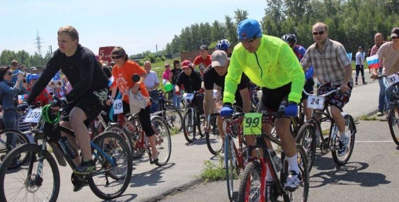 Девять бердских велосипедистов вернулись в родной город с наградами