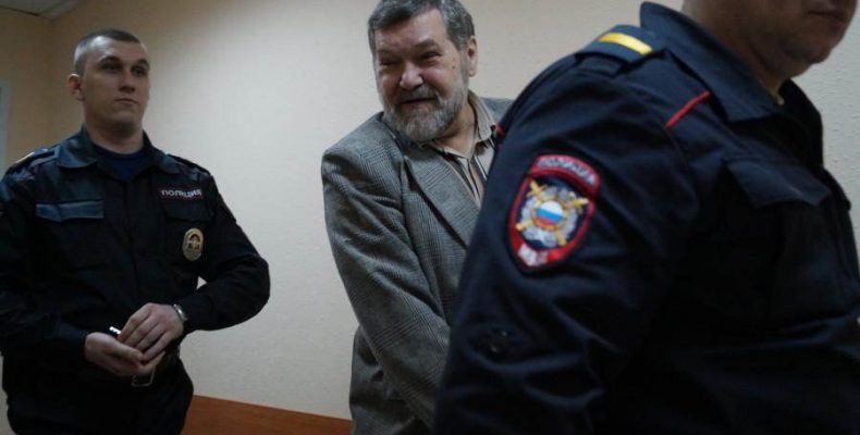 Кадастровый инженер Николай Шамаль посажен под домашний арест в Бердске (видео)