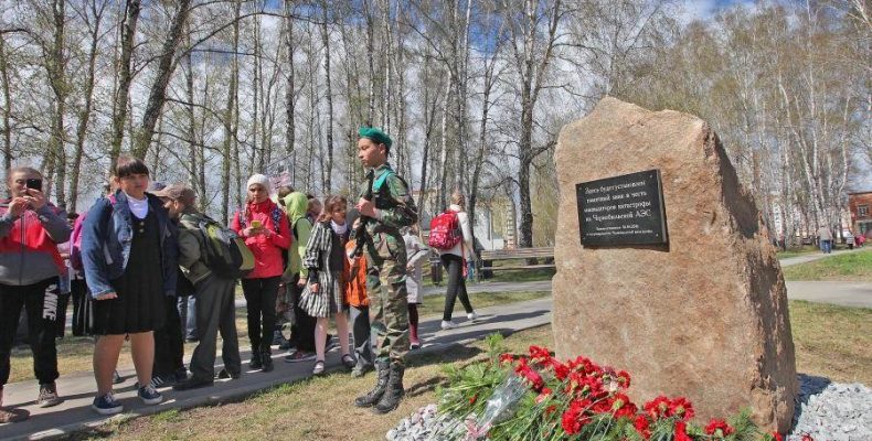В Бердске состоялось открытие Закладного камня в честь бердчан-ликвидаторов Чернобыльской АЭС
