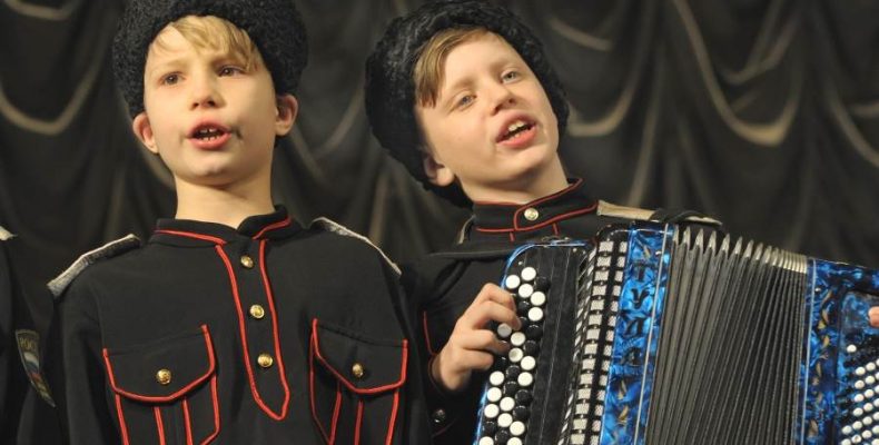Путевку на фестиваль во Францию получили бердские ансамбли «Патриот» и «Свечечка»