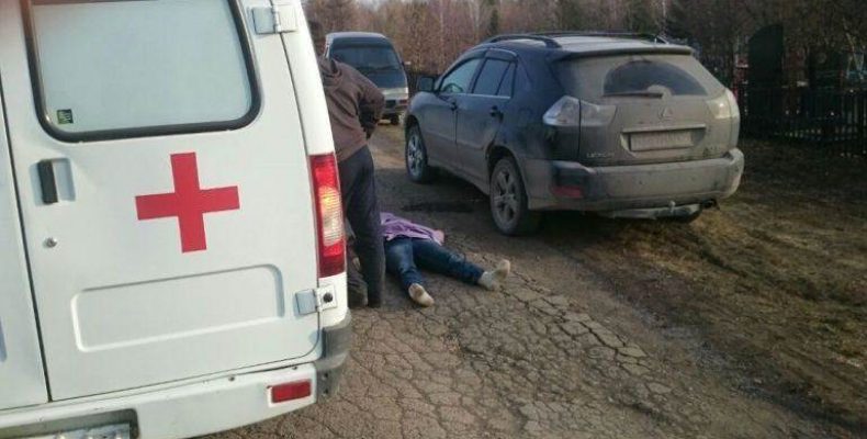 В родительский день в Бердске мужчина скончался рядом с кладбищем