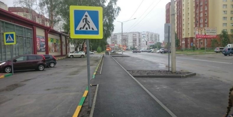 Фотофакт: В Бердске появились новые парковочные карманы