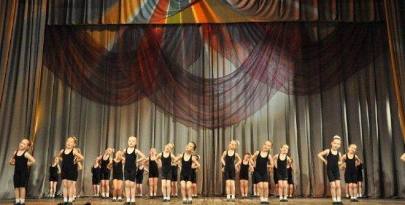 Хореографический ансамбль “Арабески” приглашает детей на занятия в Бердске