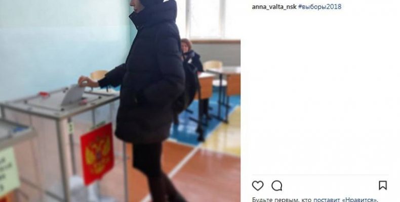 Делают селфи на избирательных участках бердчане
