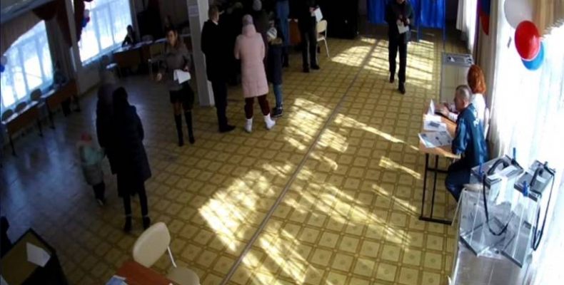 Онлайн трансляция ведётся с избирательных участков Бердска