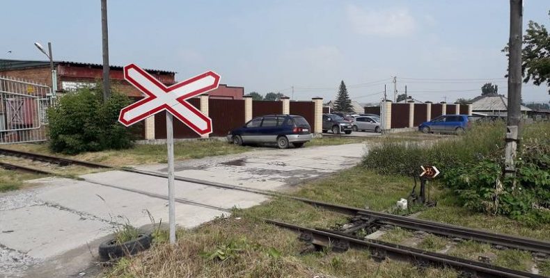 Несанкционированный проезд через железнодорожные пути нашли в Бердске