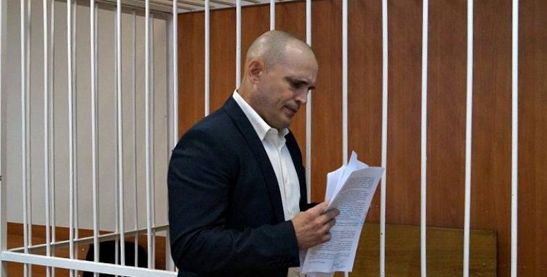 В Бердске начали судить бывшего главного полицейского города