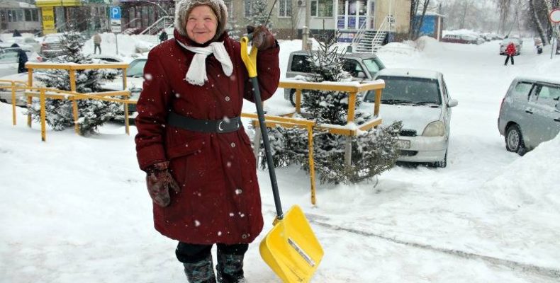 Прогулка по городу: Бердск утопает в снегу