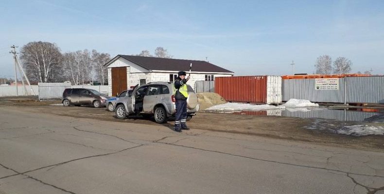 Автолюбители Бердска нарушают ПДД и скрываются с места происшествия