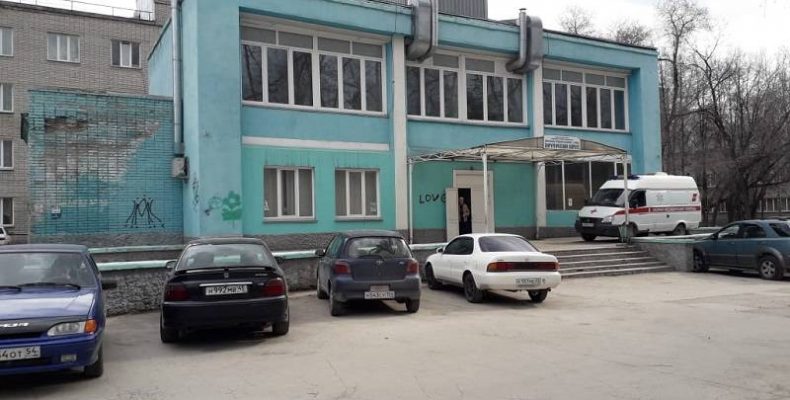 Стартовал ремонт медкорпуса ЦГБ на улице Боровой: где будут лечить жителей Микрорайона Бердска?