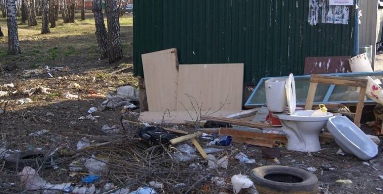 На мусорную свалку в Микрорайоне жалуются бердчане