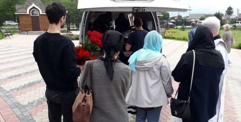 Прошли похороны бывшего бердского депутата и журналиста Виталия Шапрана