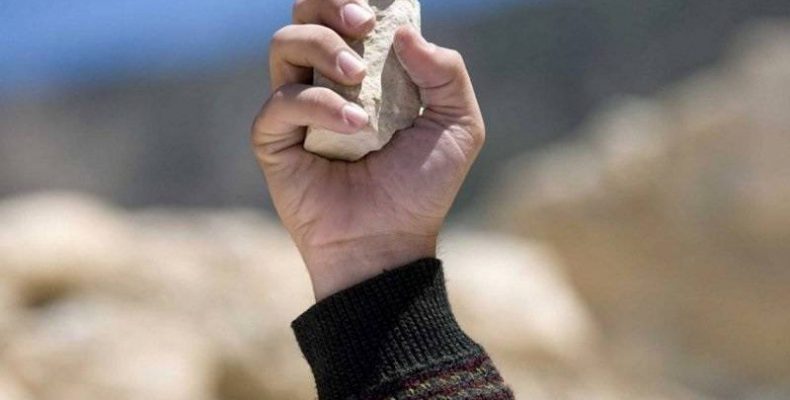 Мужчина забил камнем своего оппонента в Бердске