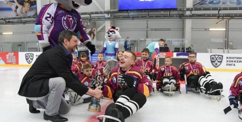 Команда «Сибирский лис» из Бердска завоевала золото хоккейного фестиваля