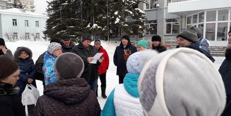 Пикеты и организационное собрание провели активисты против «тюрьмы» в Бердске