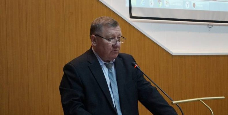 Дополнительный миллион рублей на зарплаты чиновникам выделили депутаты Бердска