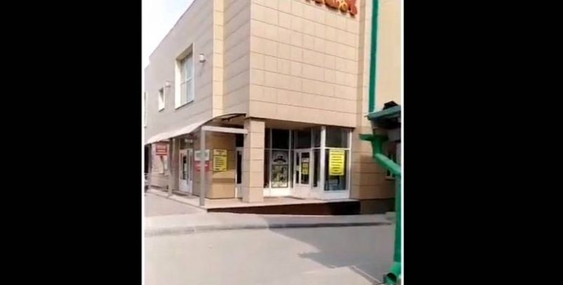 В сети появился видеоклип о «карантине» на бердском рынке