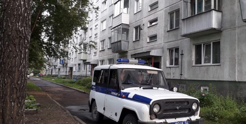 Полиция Бердска прикрыла наркопритон в доме на улице Ленина