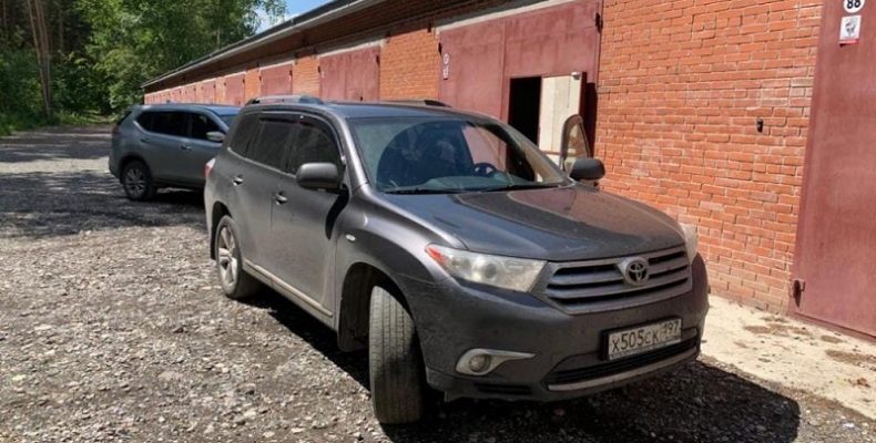 Угон на миллион: ночью в Бердске угнали Toyota Highlander