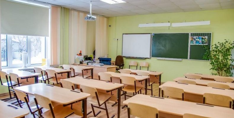 На дистанционное обучение переведут школьников в Новосибирской области