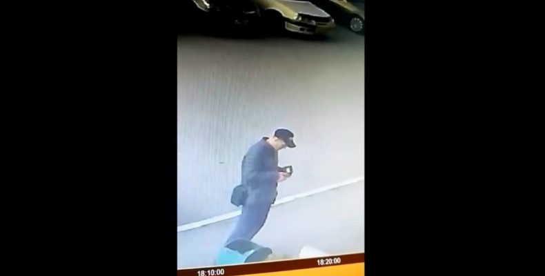 Полиция Бердска разыскивает грабителя по видео