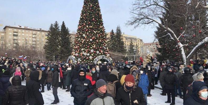 «Презрение и жалость»: губернатор НСО рассказал о своём отношении к Навальному и несанкционированному митингу
