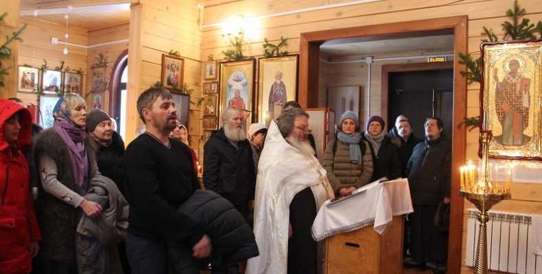 «Пройдёт вирус – будут купания»: как священники Бердска советуют отпраздновать Крещение Господне