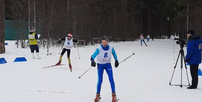 «Бронзу» взяли на всероссийских соревнованиях по лыжным гонкам юноши Бердска
