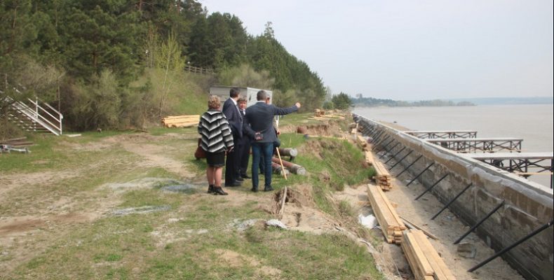 Частники укрепляют берег Бердска и строят набережную в районе «Борвихи» без утверждённого проекта
