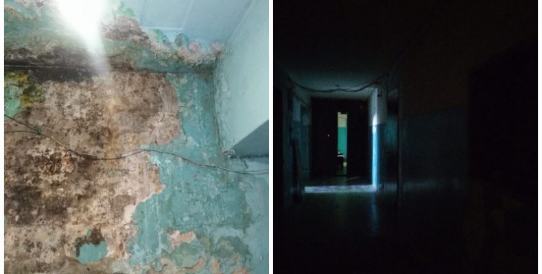 «Живём, как на помойке»: топит подвал и этажи в бывшем общежитии Бердска