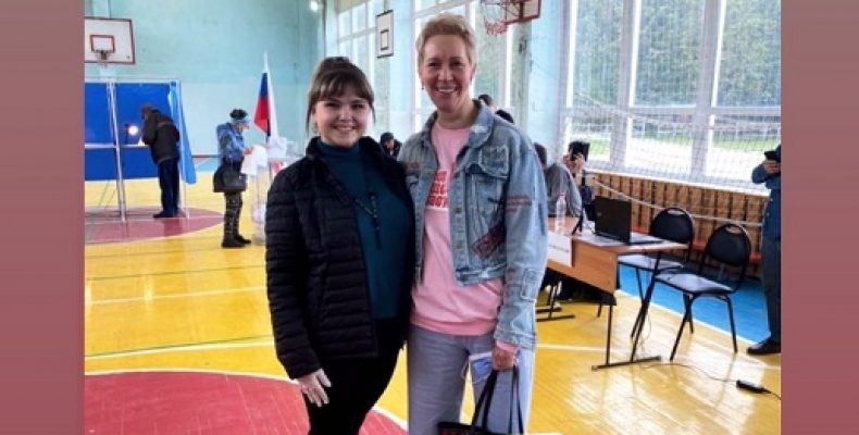 Татьяна Лазарева приехала на выборы в Бердск