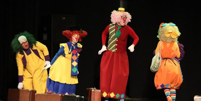 Бердский театр «В Главных Ролях» стал лауреатом фестиваля детско-юношеских любительских цирковых коллективов