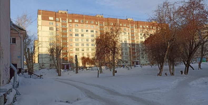 В трёх домах в центре Бердска на несколько часов отключили горячую воду