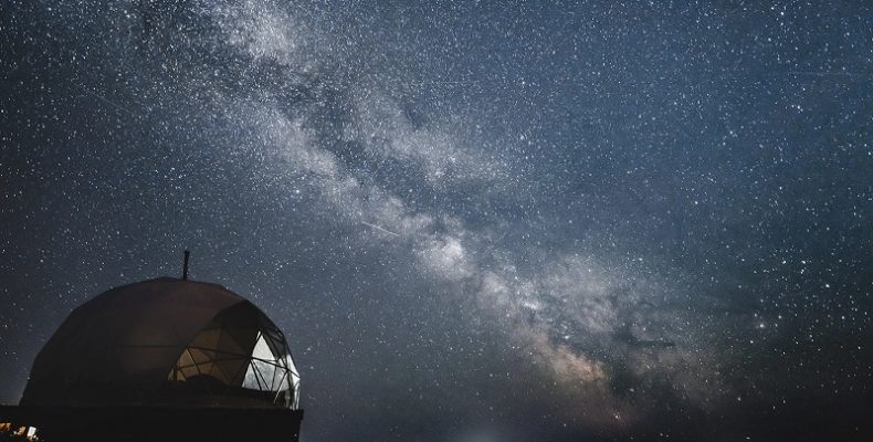 Потрясающие фотографии звёздного неба сделала бердчанка на Алтае