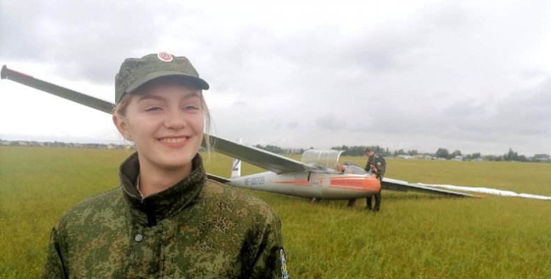 «113-й к полёту готов»: репортаж о полётах новосибирских кадетов в небе Бердска