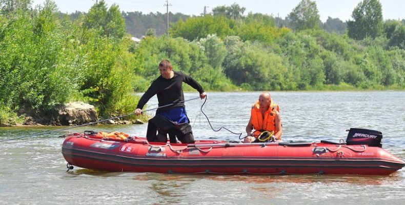 Спасатели МЧС без работы не сидят: список жертв водоёмов в Новосибирской области пополняется практически ежедневно