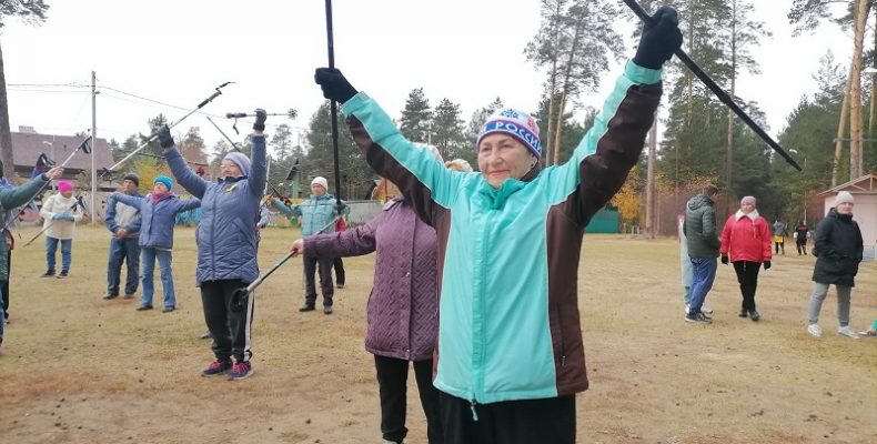 Более 70 женщин принимают участие в акции «Шаги здоровья» в Бердске