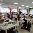 В школах Бердска увеличены расходы на бесплатное питание учащихся начальных классов
