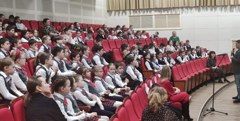 Библиотеки Бердска открыли кинопоказы в рамках проекта «Киноуроки в школах России»