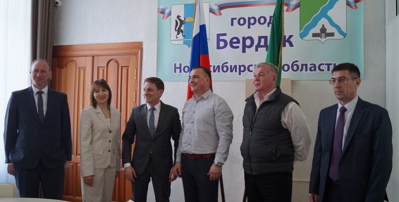 Из трёх кандидатов будут выбирать мэра Бердска депутаты горсовета