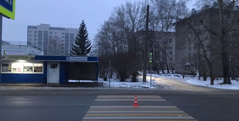 Водитель иномарки сбил женщину на пешеходном переходе в Бердске