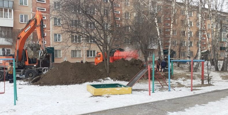 В девяти домах Микрорайона и школе №5 в Бердске экстренно отключили отопление и ГВС