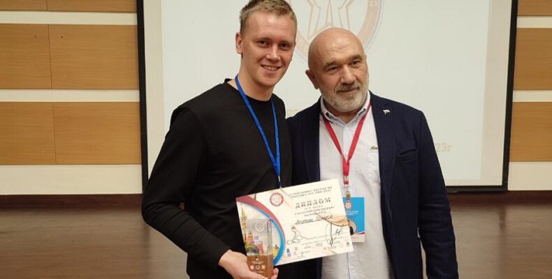 «Лучший – потому что «слышит» людей»: призером чемпионата России стал массажист из Бердска