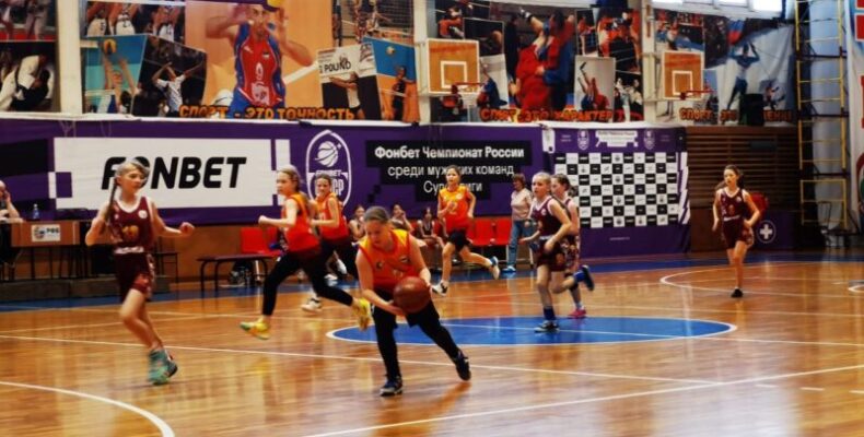 Золото завоевали юные баскетболистки из Бердска на соревнованиях «Лига Алтая»
